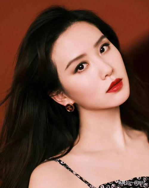 明星爆料吃瓜关晓彤微博,娱乐圈背后的那些事儿