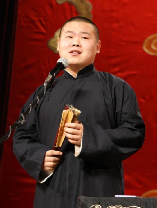 岳云鹏吃瓜爆料是真的吗,真相揭秘还是无稽之谈？