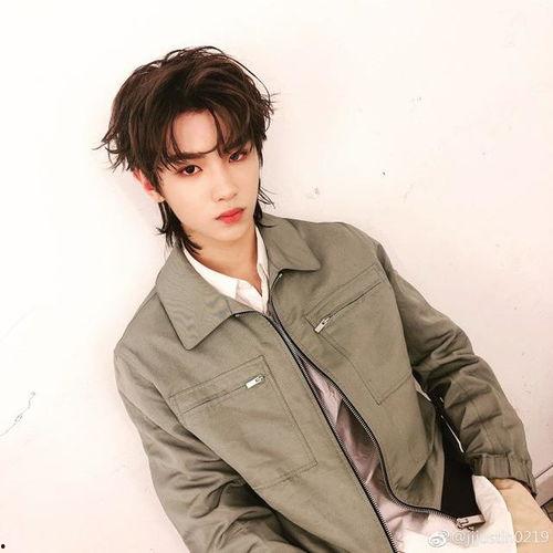 吃瓜爆料程潇黄明昊,娱乐圈幕后真相曝光
