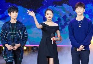 关晓彤和鹿晗吃瓜爆料,揭秘明星恋情背后的真相