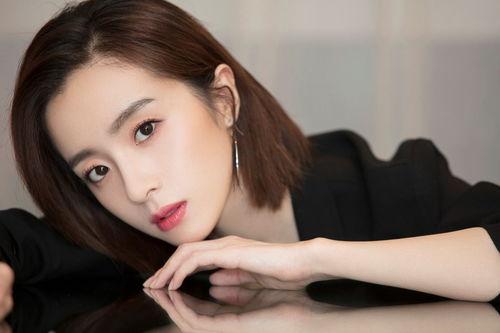 吃瓜爆料杨紫胡冰卿视频,幕后故事大揭秘