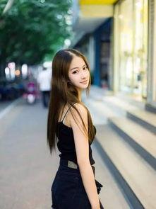 跳舞小明星网红,揭秘跳舞小明星网红的璀璨之路