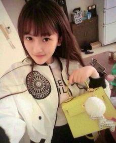 明星网红吸气球,揭秘明星效应下的潮流密码